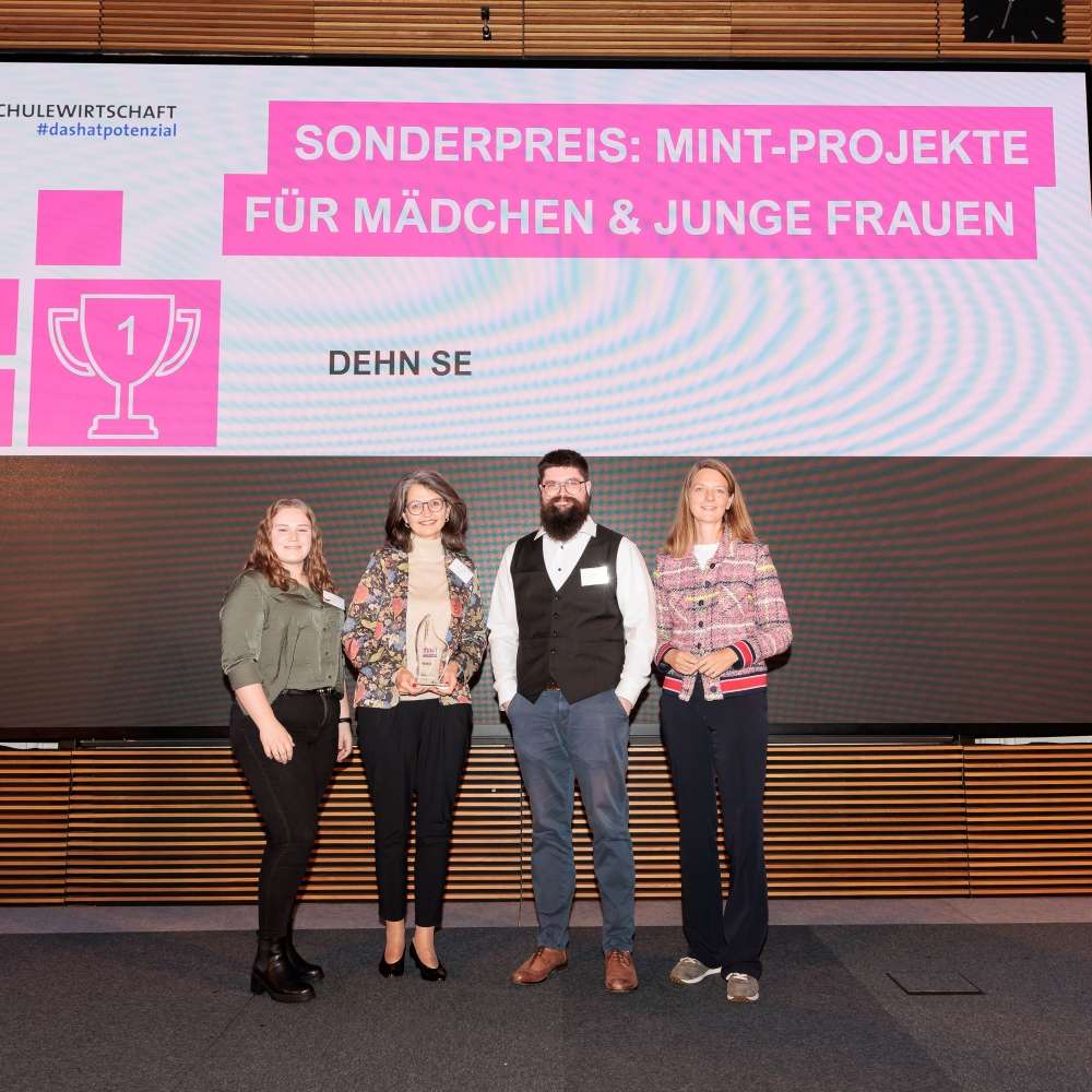 231122_pm_dehn_schulewirtschaftpreis.jpg