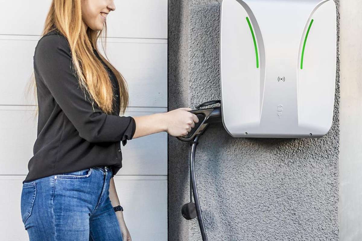e-Charge Hardy Barth