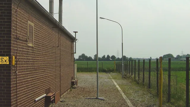 Telescopic Lightning Protection Mast with Screw Foundation
